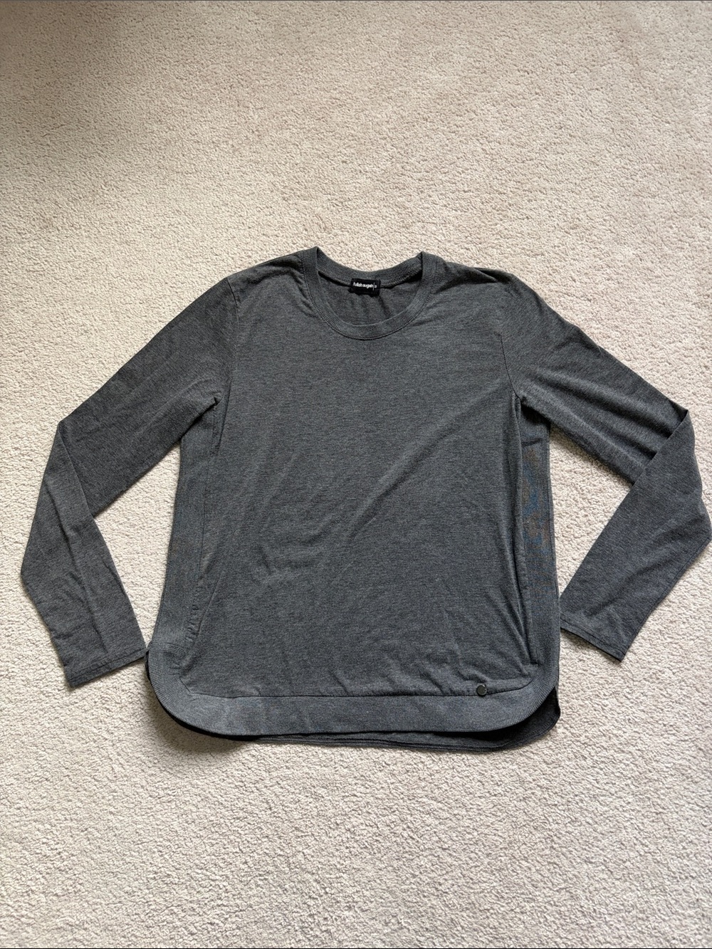 Fullah Sugah W Grey Long-Sleeve Crewneck Top